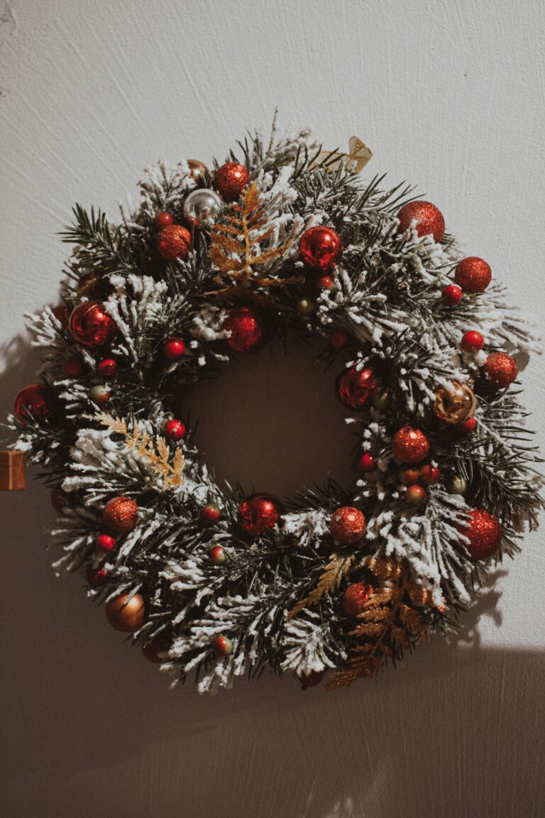 Trendy Christmas Wreath Designs for 2023